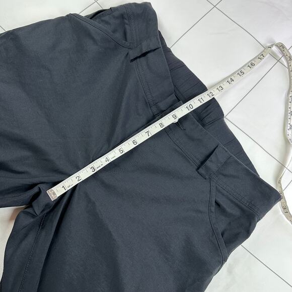 Duluth Trading Co Pants Womens 12 Black Dry on the Fly Bootcut Nylon Roll Up Hem - Picture 8 of 13